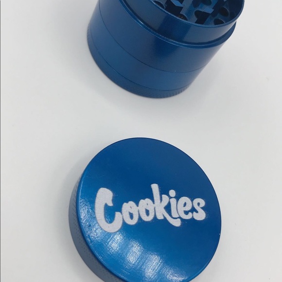 Cookies Herb Crusher - Picture 8 of 12